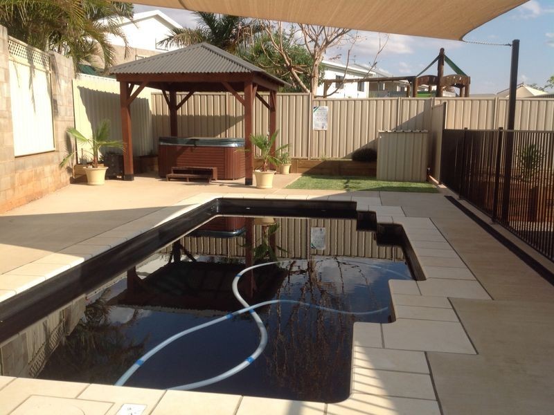 8 Born Court, Mount Isa QLD 4825