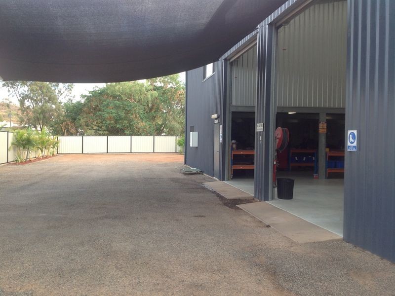2 Ryan Road, Mount Isa QLD 4825