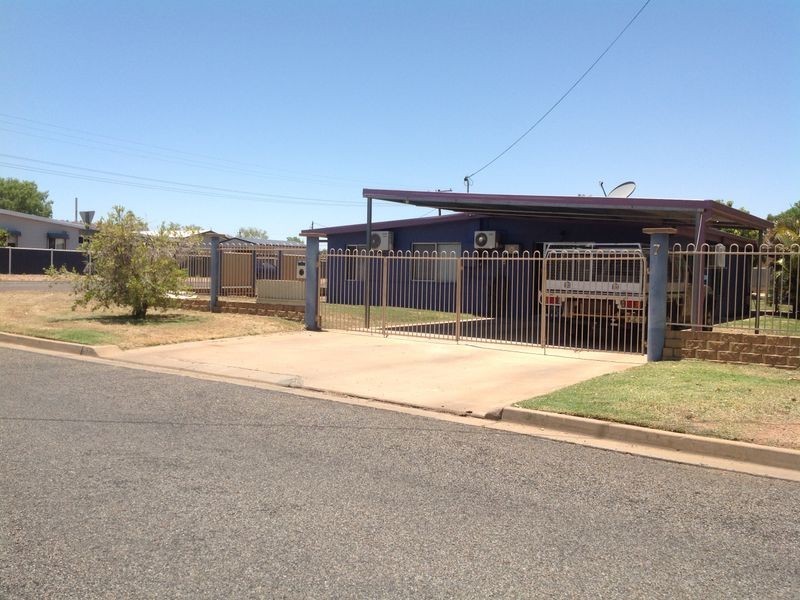 7 Rebecca Street, Mount Isa QLD 4825