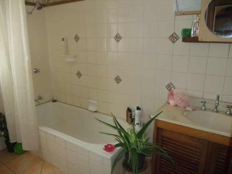 27 Campbell Street, Mount Isa QLD 4825