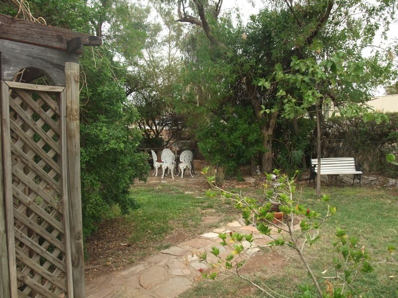 27 Campbell Street, Mount Isa QLD 4825