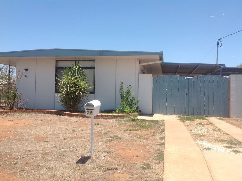25 Twenty Third  Avenue, Mount Isa QLD 4825