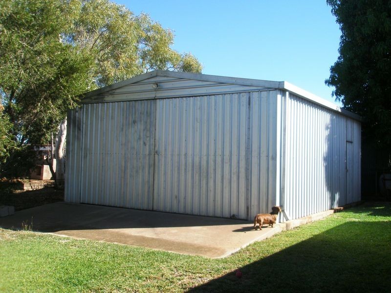 10 Morris Crescent, Mount Isa QLD 4825