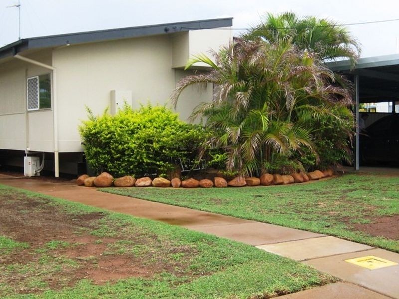 37 Milne Bay Road, Mount Isa QLD 4825