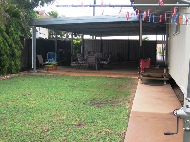 37 Milne Bay Road, Mount Isa QLD 4825