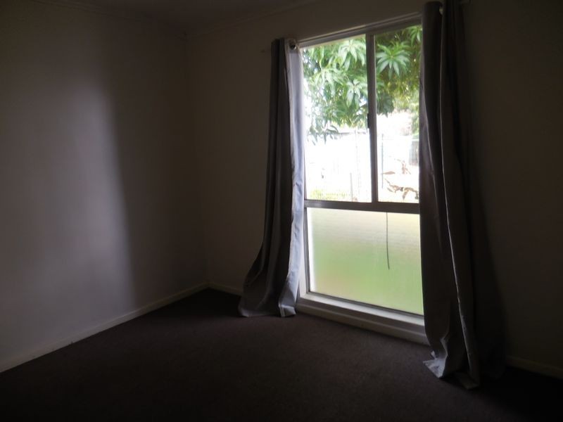 37 Sunset Drive, Mount Isa QLD 4825