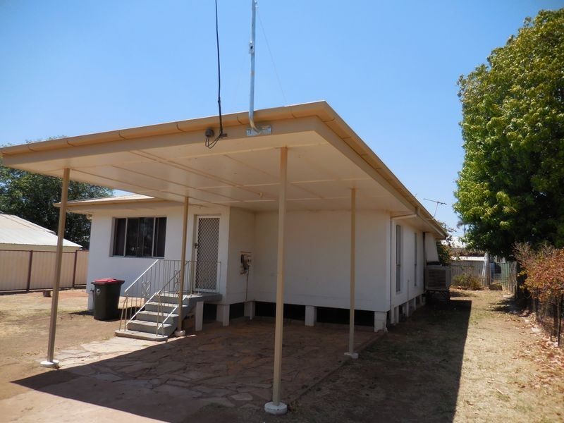 37 Sunset Drive, Mount Isa QLD 4825