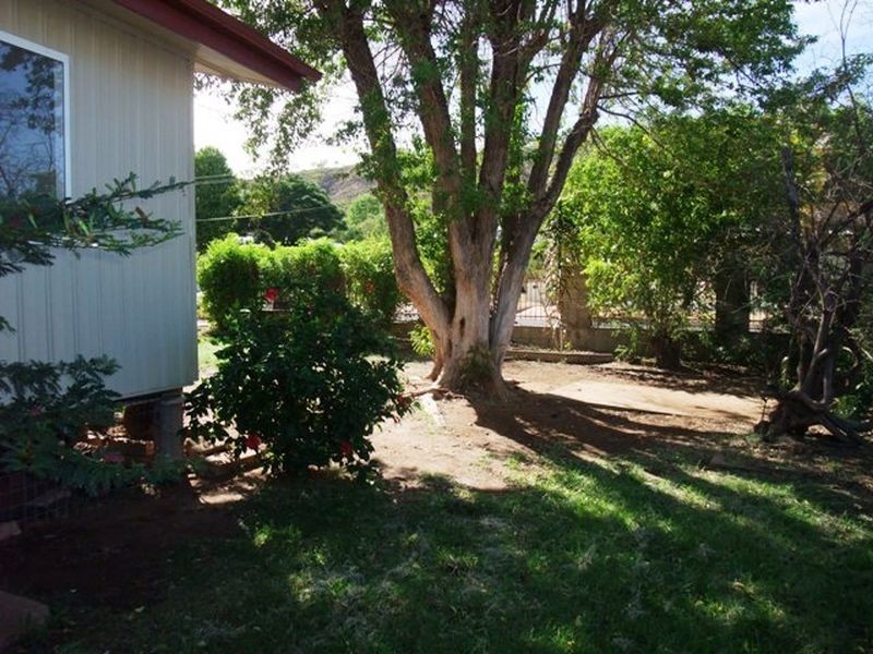 14 Stubbings Avenue, Mount Isa QLD 4825