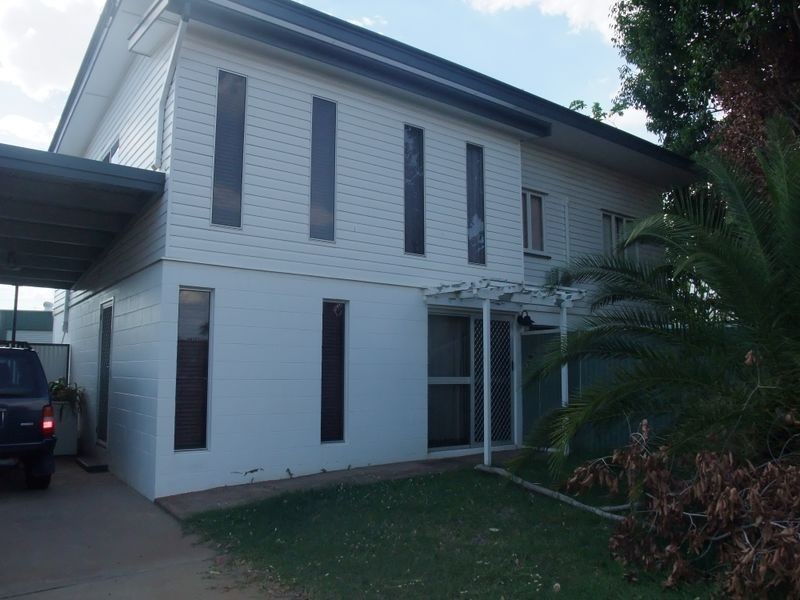 10 Sapphire Street, Mount Isa QLD 4825