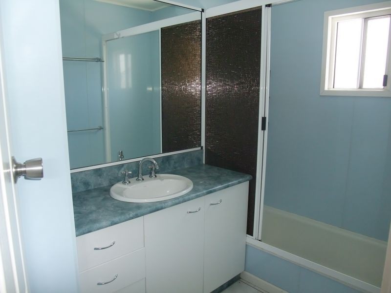 10 Sapphire Street, Mount Isa QLD 4825