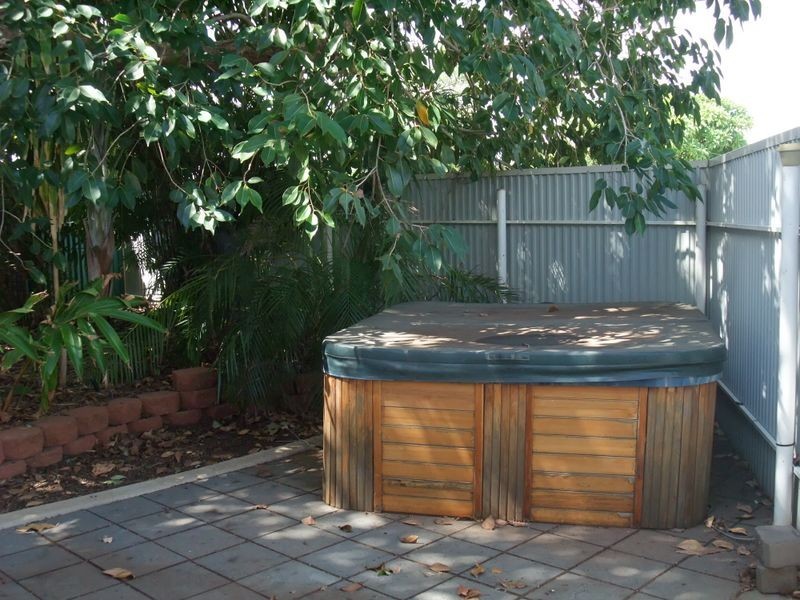 10 Sapphire Street, Mount Isa QLD 4825