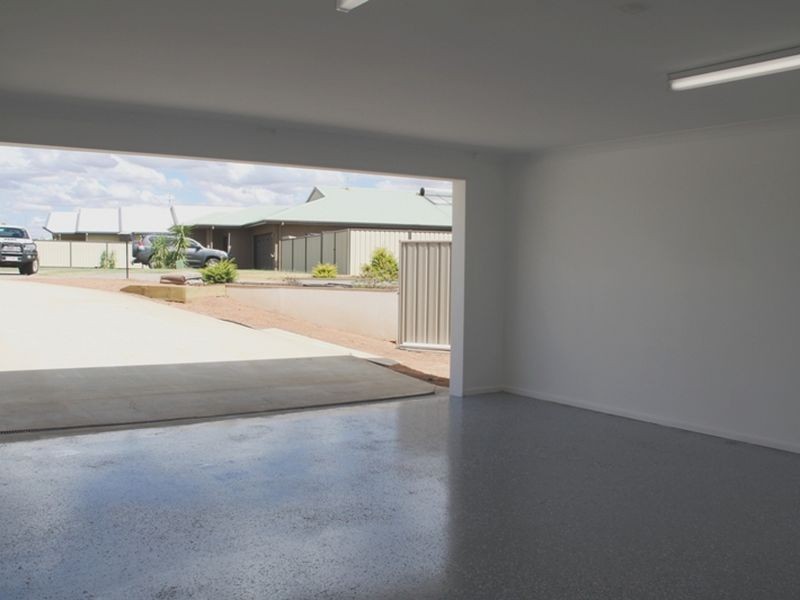 10 Born Court, Mount Isa QLD 4825