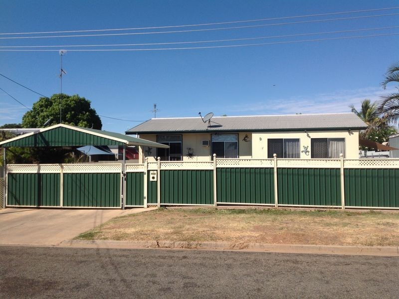 9 Labuan Street, Mount Isa QLD 4825