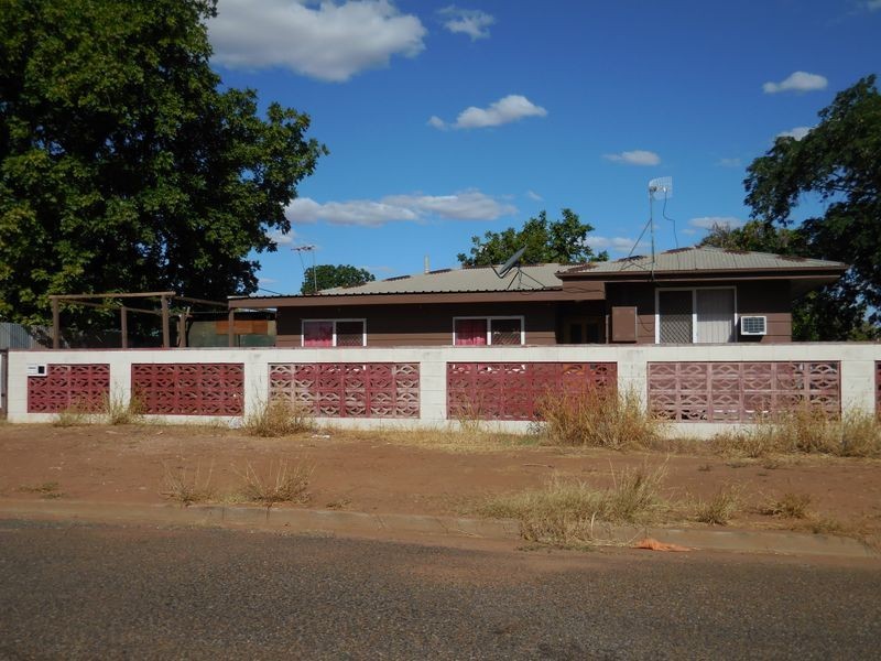 4 Carina Avenue, Mount Isa QLD 4825