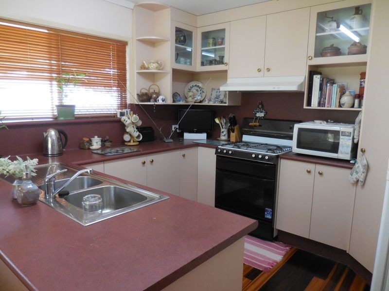 11 Emerald Street, Mount Isa QLD 4825