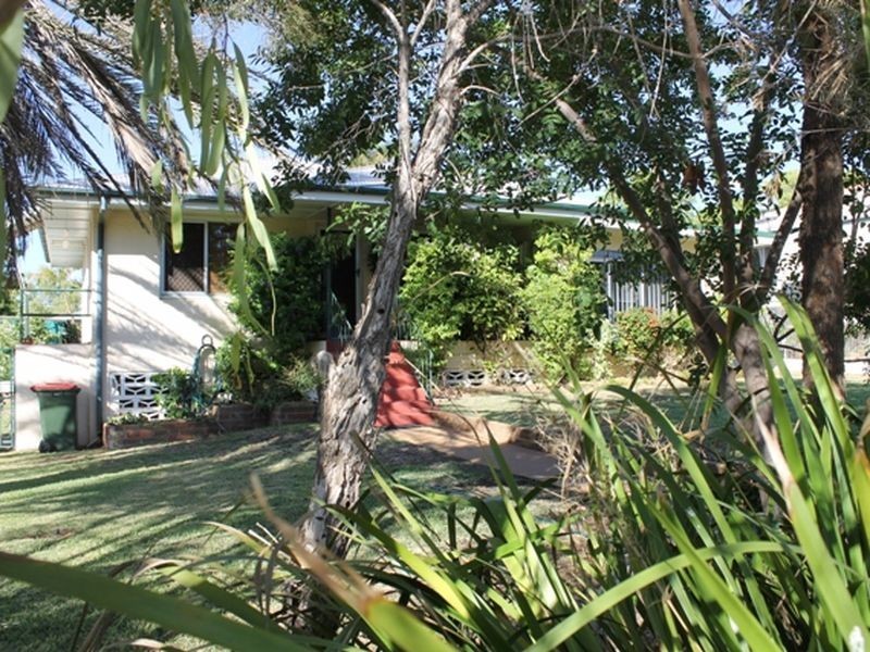 11 Emerald Street, Mount Isa QLD 4825