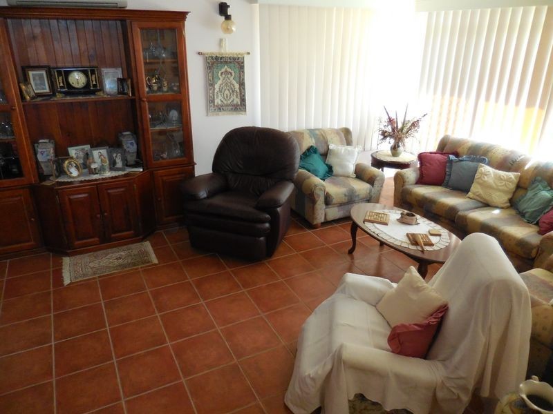 11 Emerald Street, Mount Isa QLD 4825