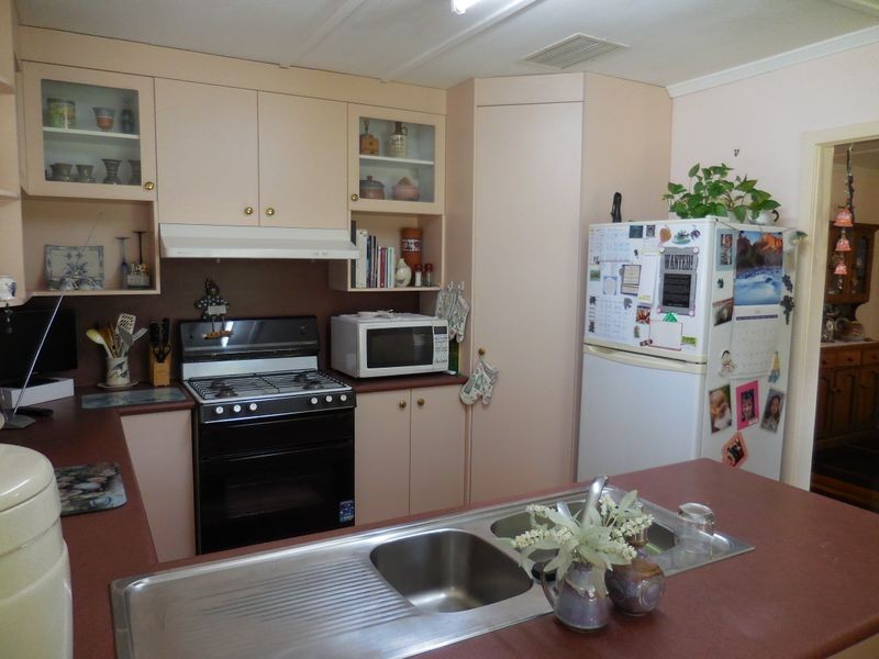 11 Emerald Street, Mount Isa QLD 4825