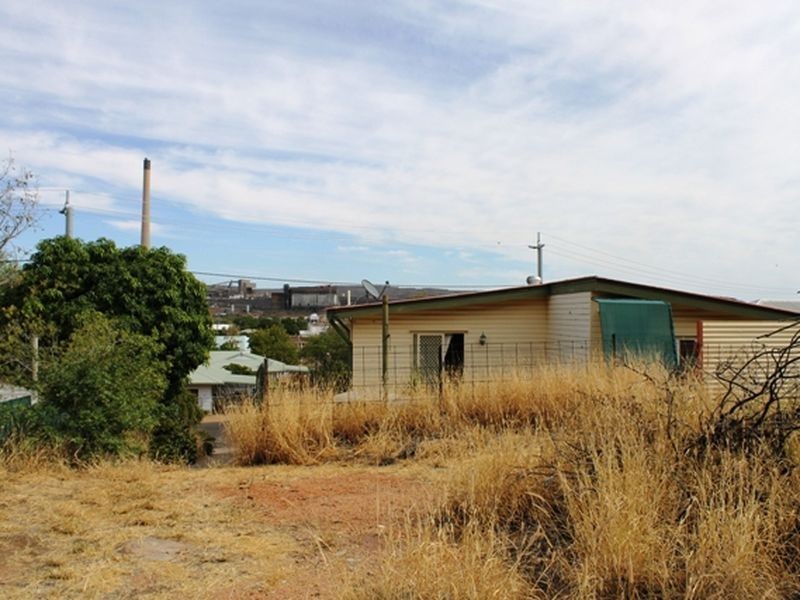 32 Atherton Street, Mount Isa QLD 4825