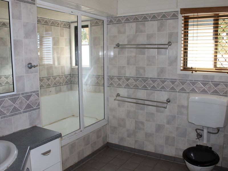 10 Buna Street, Mount Isa QLD 4825