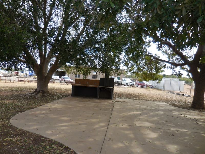 5 Richardson Road, Mount Isa QLD 4825