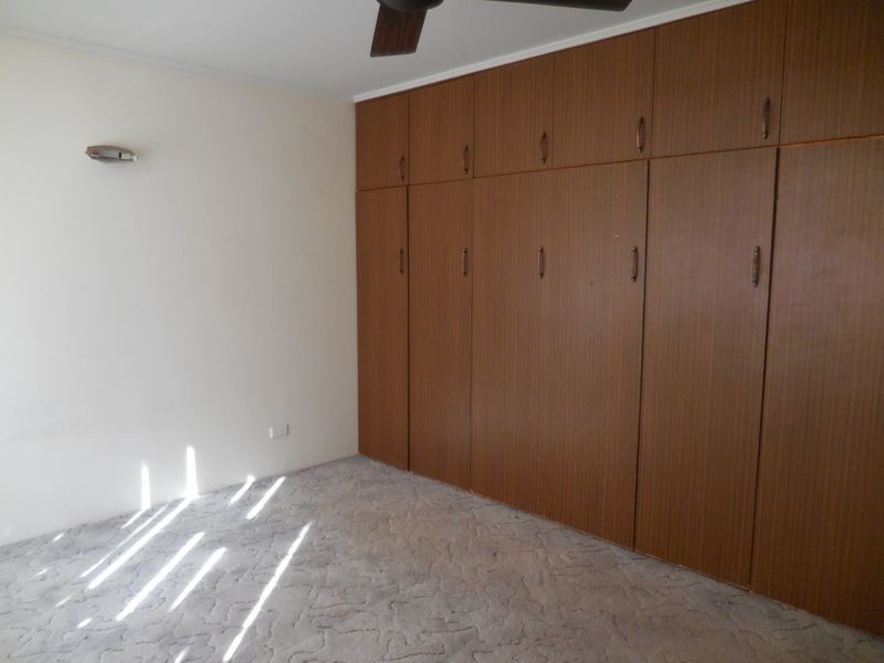 8 Jacobsen Crescent, Mount Isa QLD 4825