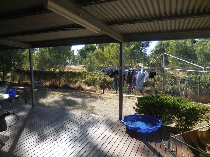 2C Fourth Avenue, Mount Isa QLD 4825