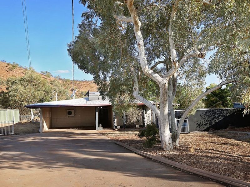 35 Indigo Crescent, Mount Isa QLD 4825