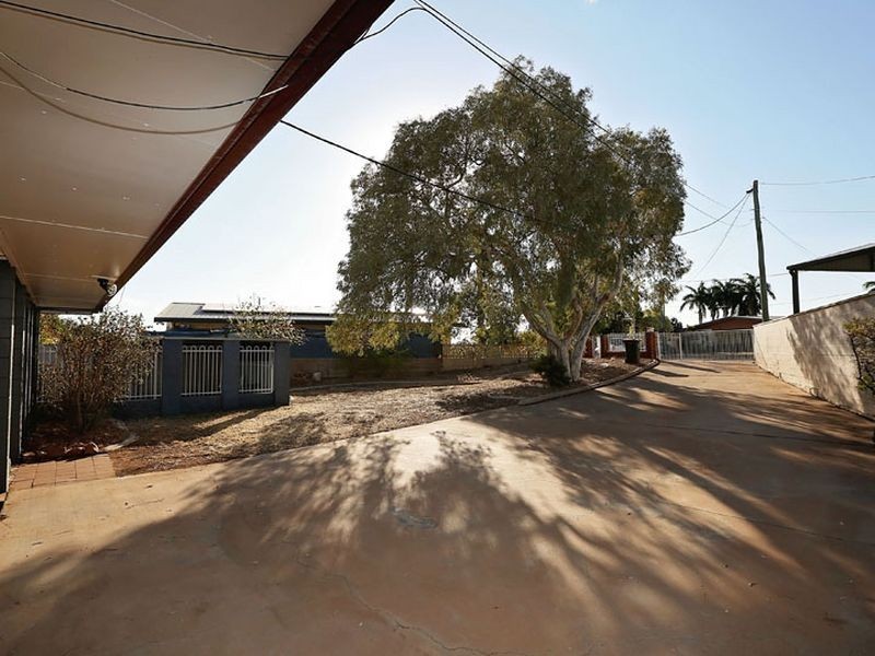 35 Indigo Crescent, Mount Isa QLD 4825