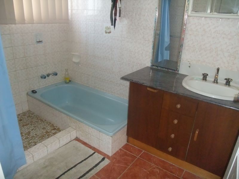 22 Cook Crescent, Mount Isa QLD 4825