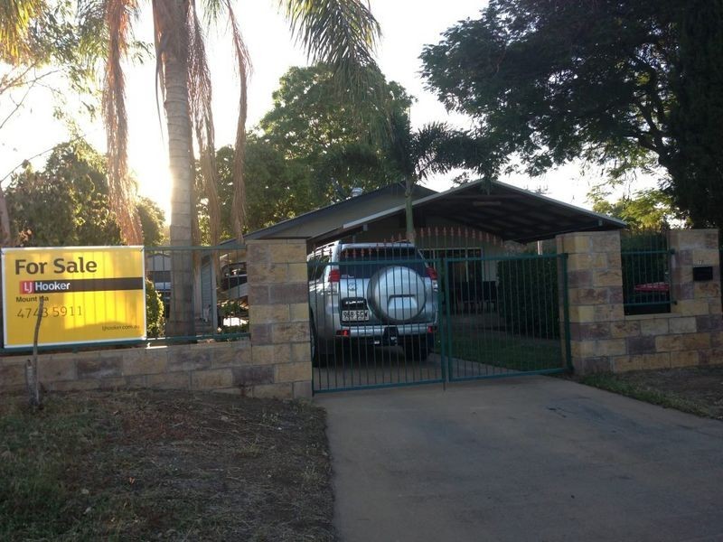 39 Isabel Street, Mount Isa QLD 4825