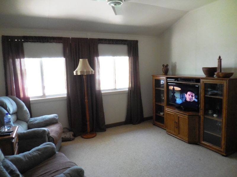 13 Kolongo Crescent, Mount Isa QLD 4825