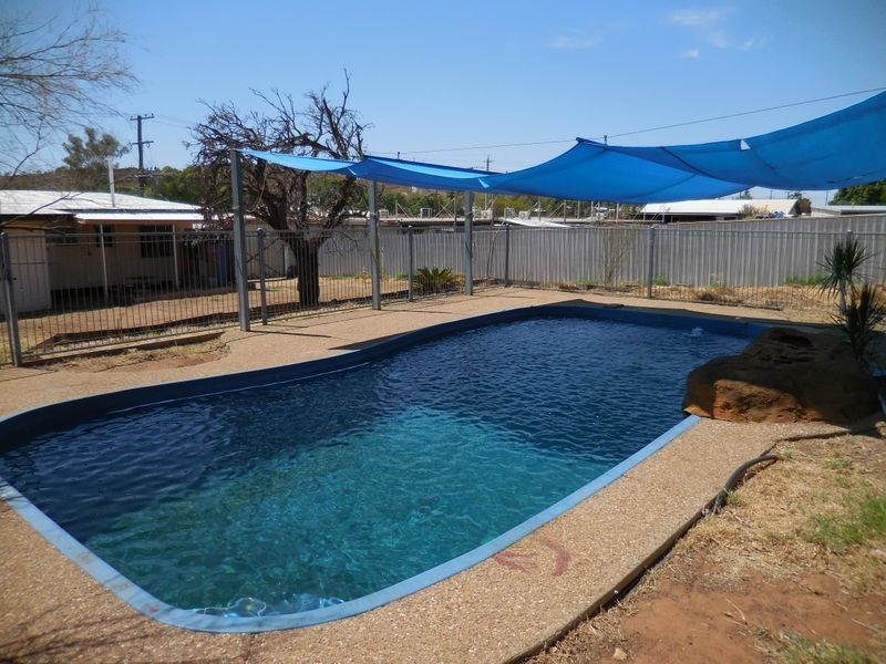 121 Trainor Street, Mount Isa QLD 4825