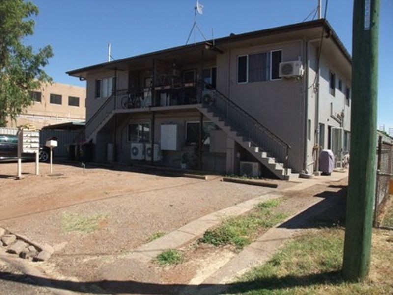 4/8 Seventh Avenue, Mount Isa QLD 4825