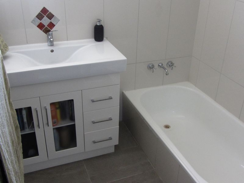 13 Kyrie Avenue, Mount Isa QLD 4825