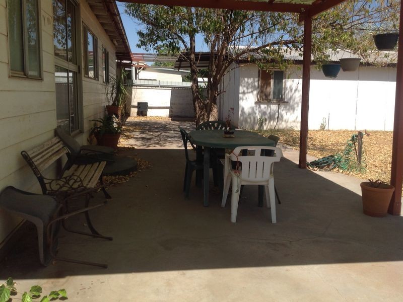 18 Tarakan Street, Mount Isa QLD 4825