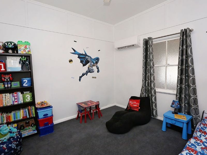 7 Gum Street, Mount Isa QLD 4825