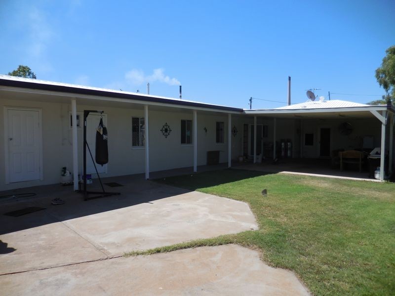3 Seventh Avenue, Mount Isa QLD 4825