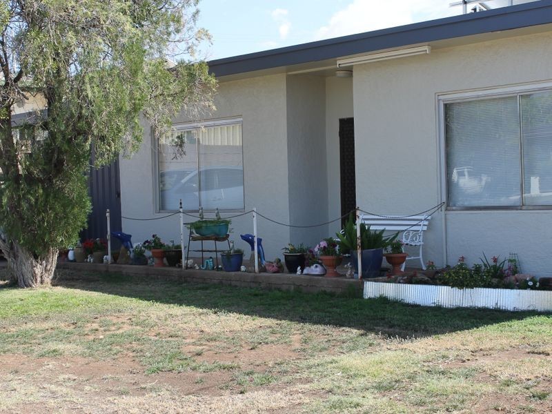 4 Jane Street, Mount Isa QLD 4825