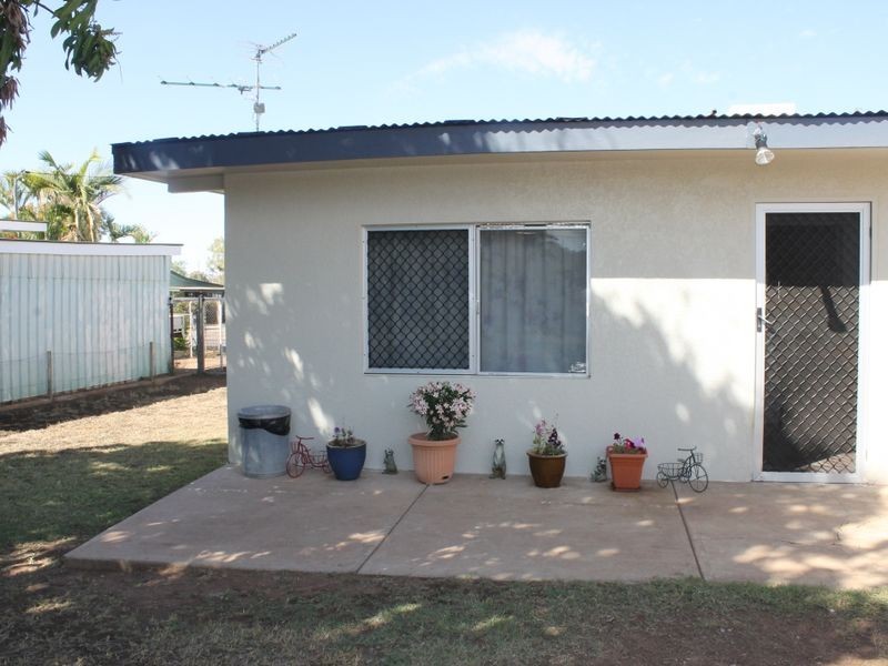 4 Jane Street, Mount Isa QLD 4825