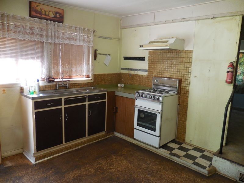 25 Twenty First Avenue, Mount Isa QLD 4825