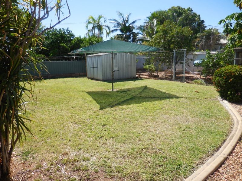 25 Twenty First Avenue, Mount Isa QLD 4825
