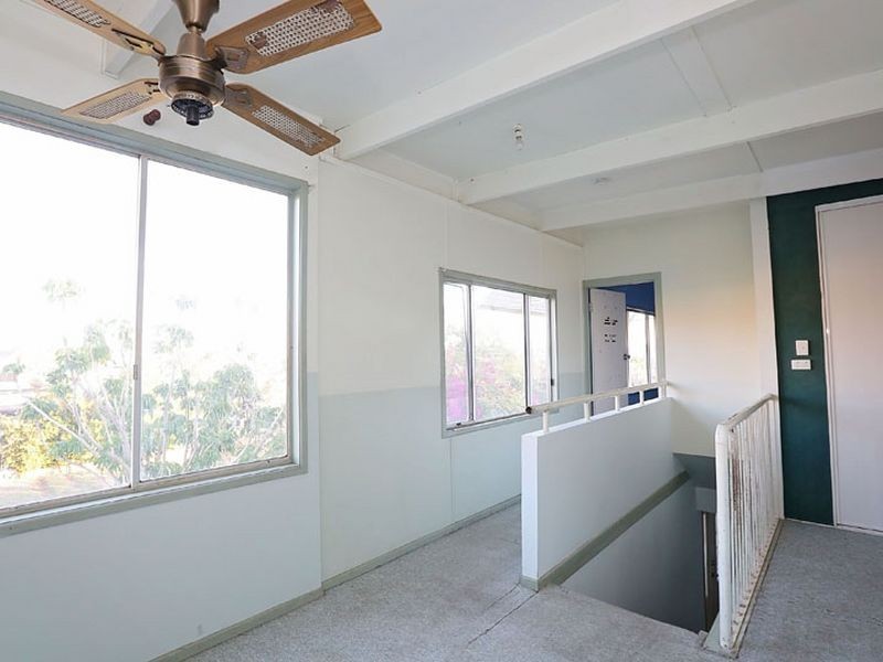 15 Hinkler Crescent, Mount Isa QLD 4825