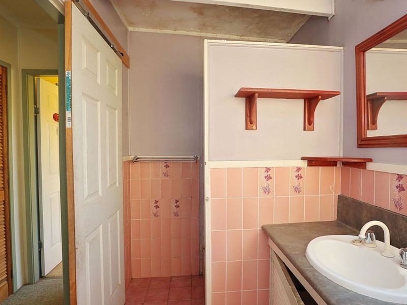 15 Hinkler Crescent, Mount Isa QLD 4825