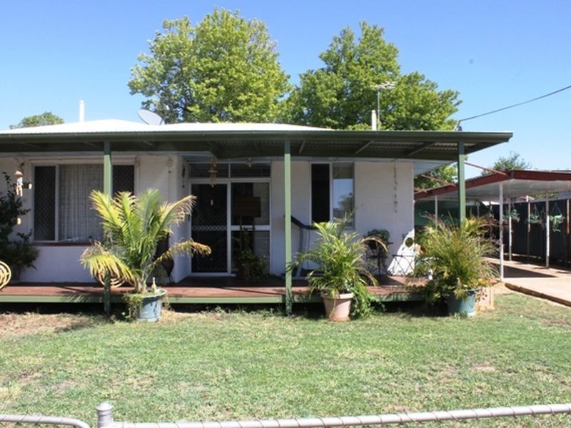 33 Second Avenue, Mount Isa QLD 4825