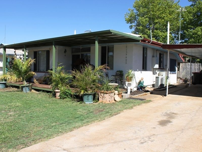 33 Second Avenue, Mount Isa QLD 4825