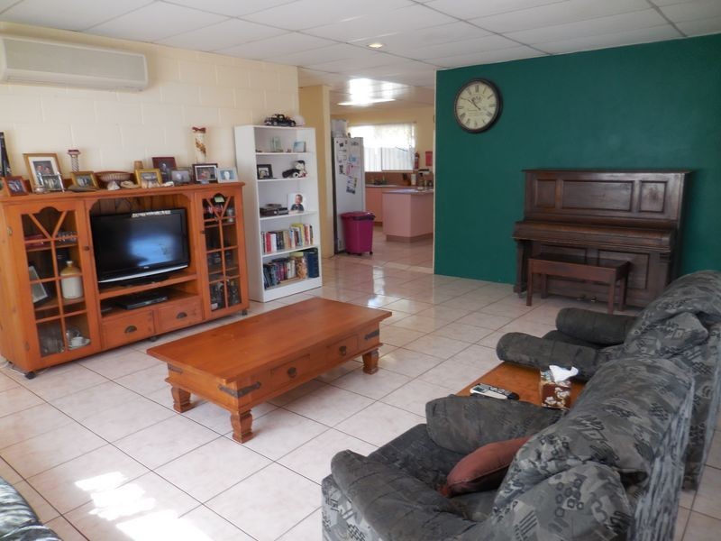 20 East Street, Mount Isa QLD 4825