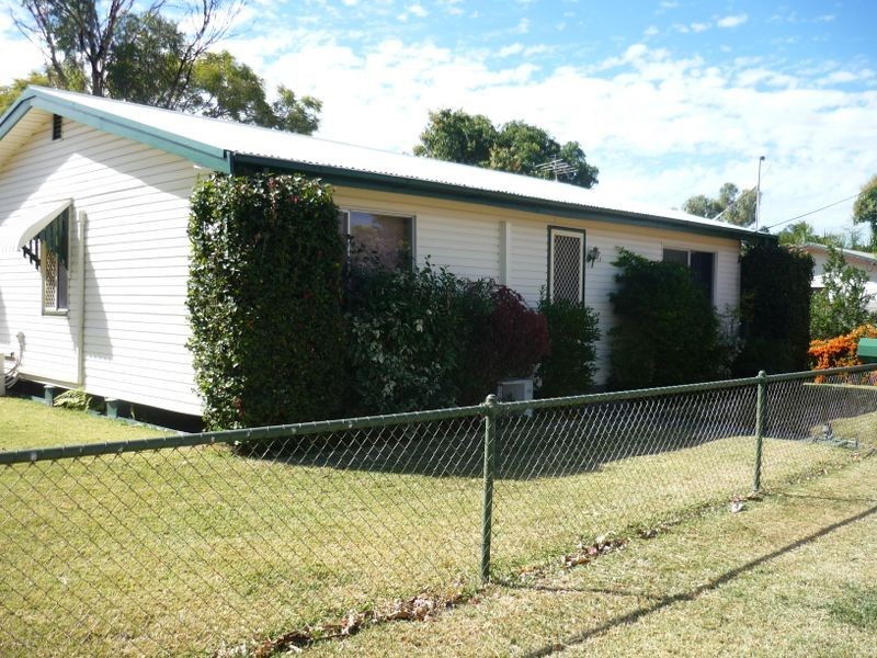 14 Hazel Street, Mount Isa QLD 4825