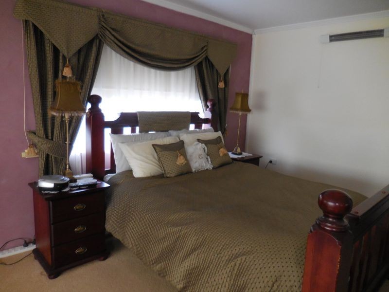 21 Mabel Avenue, Mount Isa QLD 4825