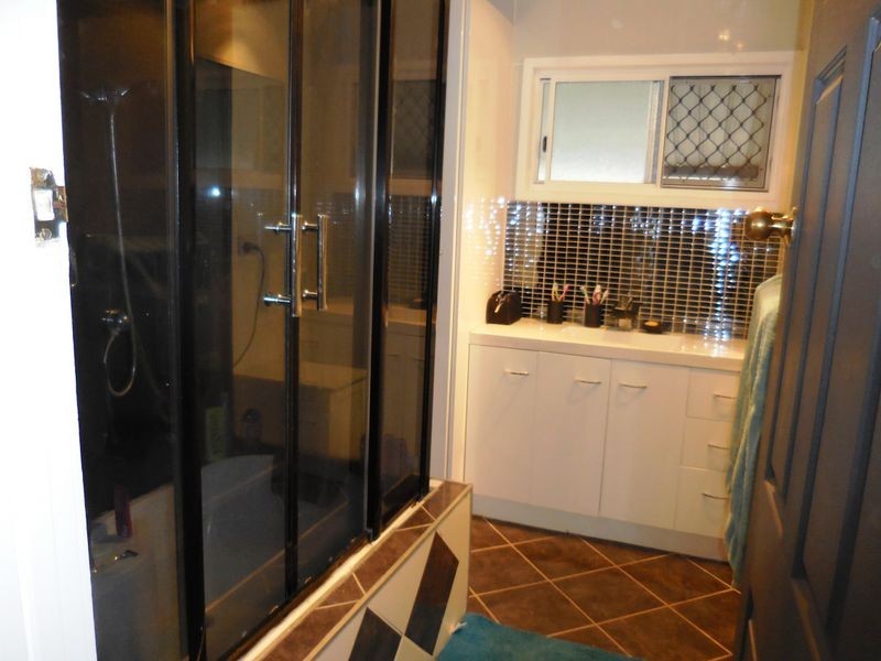 15 Kyrie Avenue, Mount Isa QLD 4825